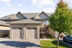 17 Aveia Private, Orleans - Cumberland and Area, ON K4A 0X1