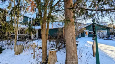 Detached in Bracebridge