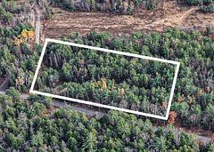 1036 Hopkins Road, Gravenhurst, ON P1P 1R3