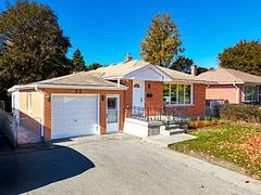 53 Susan Avenue, London East, ON N5V 2G1