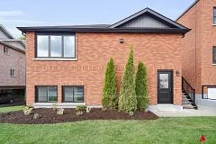 Condo Apartment in Stratford