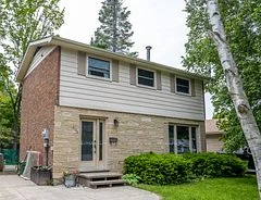 206 6th Avenue E, Owen Sound, ON N4K 2T3