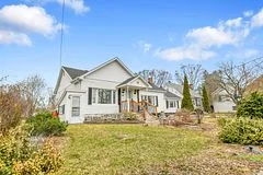 44 Main Street W, Westport, ON K0G 1X0