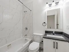 34-36 lindsay Street S 6, Kawartha Lakes, ON K9V 2L8