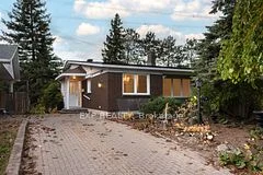 109 Woodfield Drive, Tanglewood - Grenfell Glen - Pineglen, ON K2G 0A1