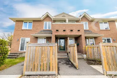 Condo Townhouse in Orleans - Cumberland and Area