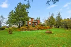 101 Carterfarm Crescent, Carp - Huntley Ward, On K0a 1l0