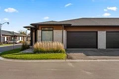 300 Richmond Street 23, Thorold, ON L2V 0L6