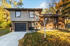 388 Fuller Place MAIN, London East, ON N5Y 4R4