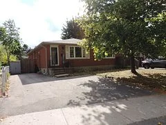 699 Sevilla Park Place, London East, ON N5Y 4H9