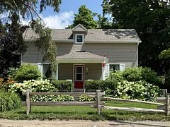 24 Louisa Street W, Blue Mountains, ON N0H 2P0