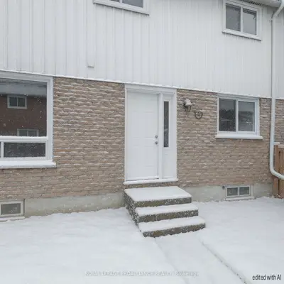 Condo Townhouse in Belleville