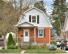 136 Alma Street N, Guelph, On N1h 5x4