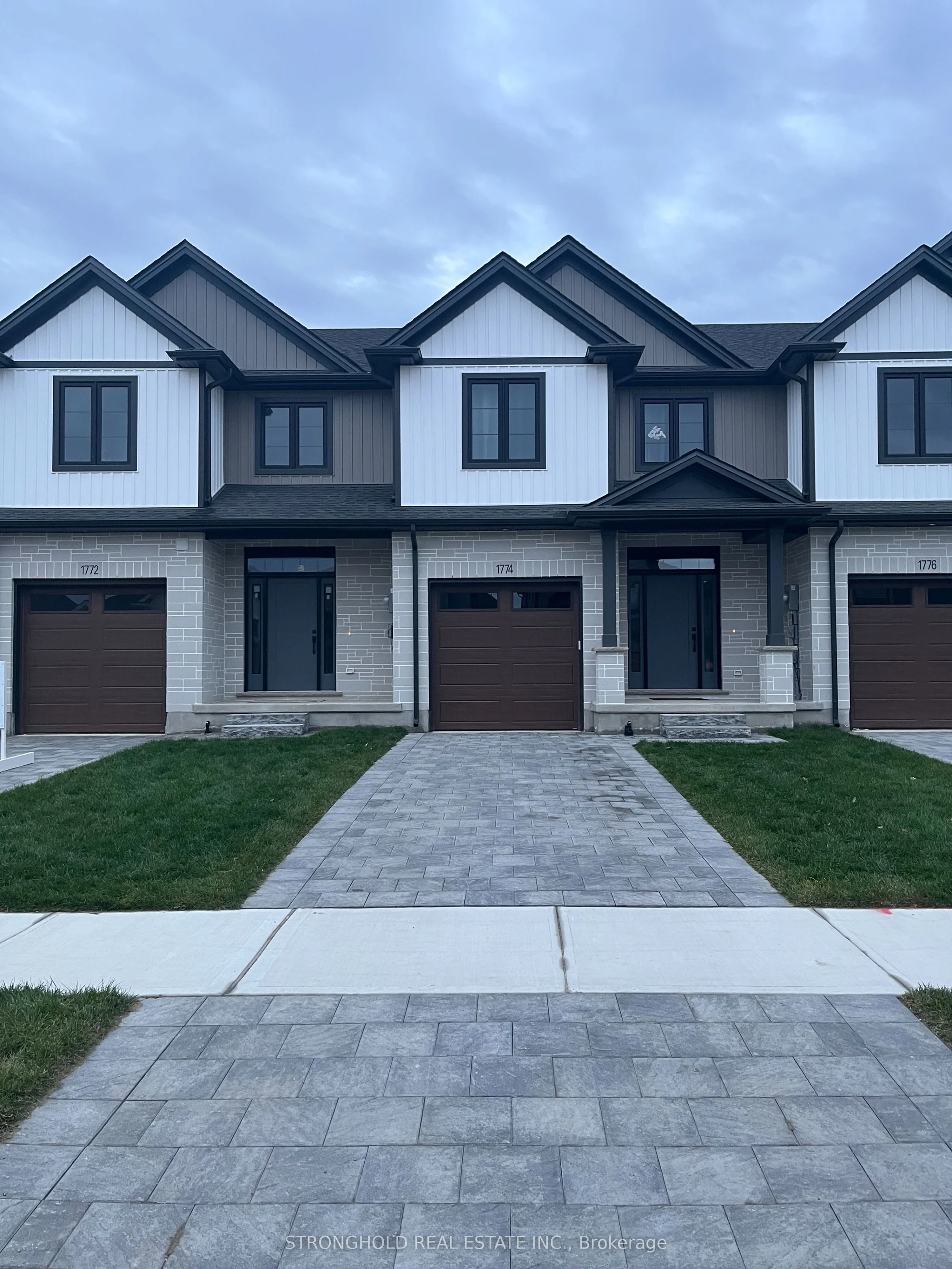 1772 Finley Crescent, London North, ON N6H 5M5