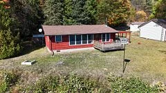 9 Russell Crescent, Hastings Highlands, On K0l 1c0