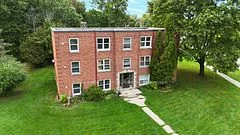 2 Churchill Circle 8, Stratford, ON N5A 5Y5