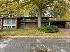 7 & 9 Lisgar Court, Tillsonburg, ON N4G 1N6