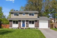 2045 Deerhurst Court, Beacon Hill North - South and Area, ON K1J 8H2