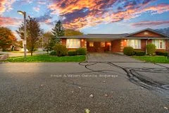 20 Courtland Drive 22, Brantford, ON N3R 7Y2