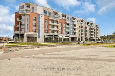 Condo Apartment in Manor Park - Cardinal Glen and Area
