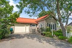 1555 Merrittville Highway, Thorold, ON L3B 5N5