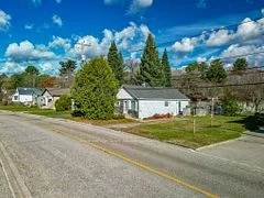 9 Hillcrest Avenue, Parry Sound, ON P2A 1L5