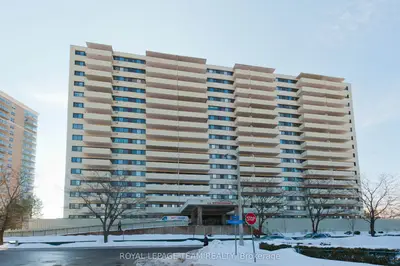 Condo Apartment in Vanier and Kingsview Park