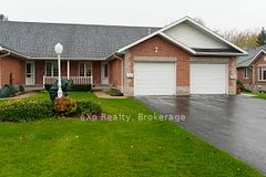 Condo Townhouse in Wellington North