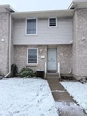 242 Lakeport Road 81, St. Catharines, On L2n 6v2