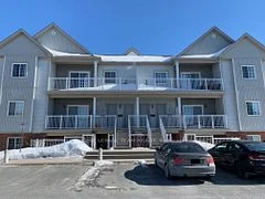100 ARTESA Private I, Kanata, ON K2S 0J8