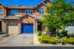 Att/Row/Townhouse in Hamilton