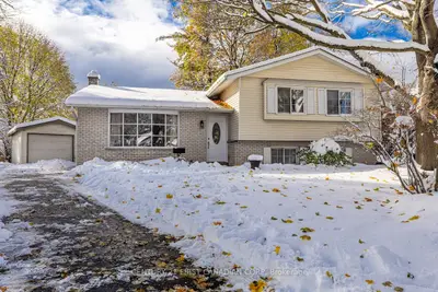 Detached in London North
