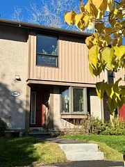 2285 STONEHENGE Crescent, Cyrville - Carson Grove - Pineview, ON K1B 4N7