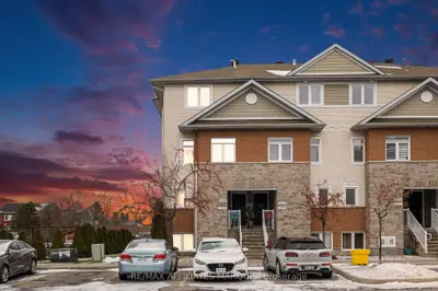 Condo Townhouse in North Grenville