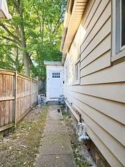 648 Oxford Street E unit 2, London East, ON N5Y 3J4