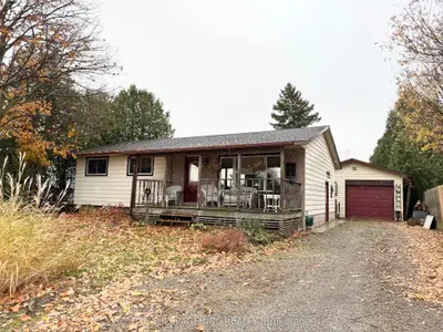 Detached in Thorold