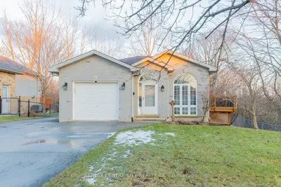 Detached in St. Thomas