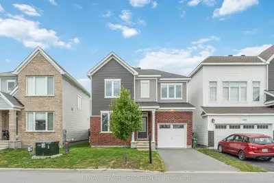 Detached in Barrhaven