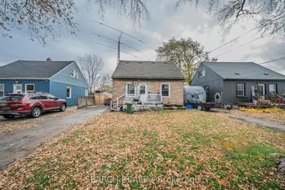 Detached in Hamilton