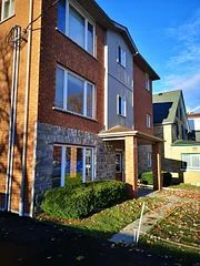 103 Courtland Avenue E, Waterloo, ON N2G 2T9