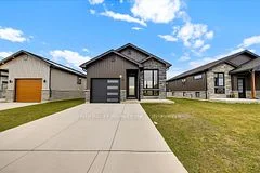 Detached in Chatham-Kent