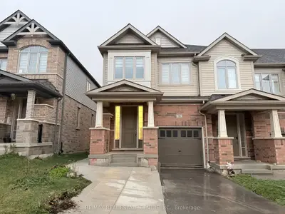 Att/Row/Townhouse in Kitchener