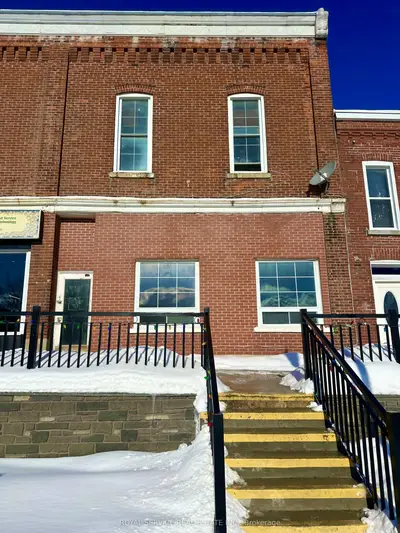 Multiplex in Cramahe