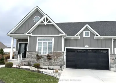 Semi-Detached in Lambton Shores