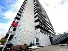 158 Mcarthur Avenue 1704, Vanier and Kingsview Park, ON K1L 8E7