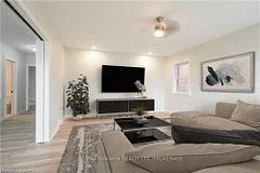 7121 Dorchester Road MAIN, Niagara Falls, ON L2G 5V7