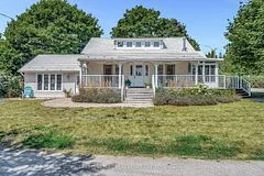 26 East Street, Prince Edward County, On K0k 3l0