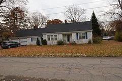7780 Rysdale Street, Niagara Falls, ON L2H 1G2