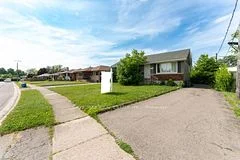Detached in Thorold