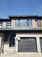 461 BLACKBURN Drive 26, Brantford, ON N3T 0W9